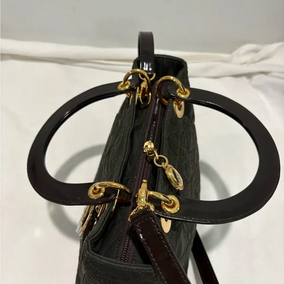 Authentic Christian Dior Lady Dior green Cannage Quilted Bag w/ certificate - Picture 14 of 16